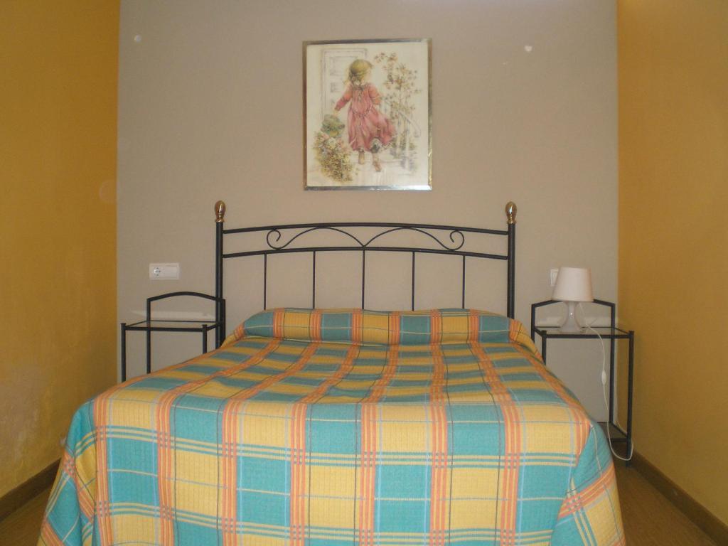 Apartamentos Turisticos Reyes Catolicos Zaragoza Rum bild